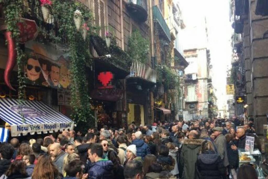 Napoli Centro Storico Un Passo Da San Gennaro Lejlighed Eksteriør billede