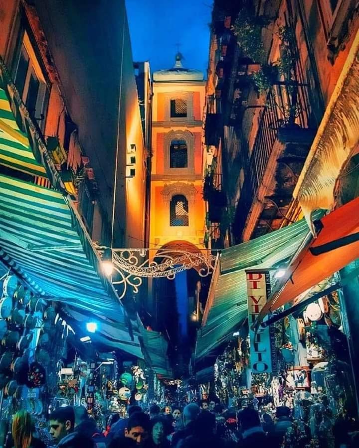 Napoli Centro Storico Un Passo Da San Gennaro Lejlighed Eksteriør billede